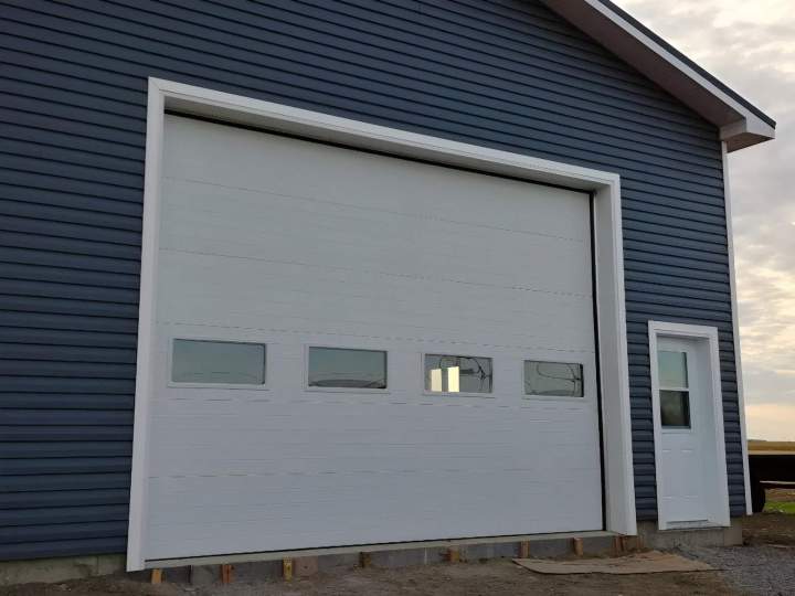 Garage Door Maintenance Sainte-Barbe