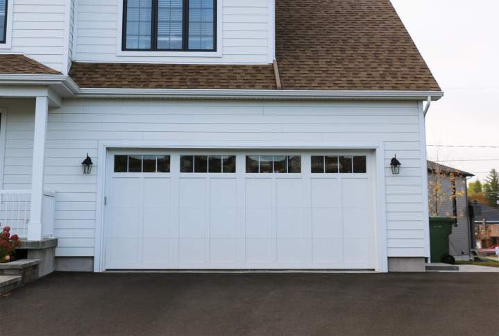 Garage Door Fitting Sainte-Barbe